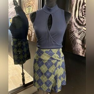 💙💚NWOT- SUPER CUTE BLUE AND GREEN PLAID SKIRT. SZ 0💚💙